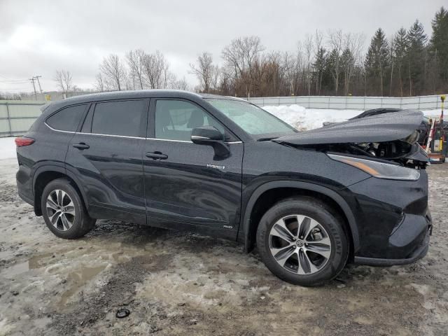 2021 Toyota Highlander Hybrid XLE