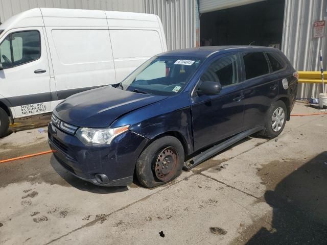 2014 Mitsubishi Outlander ES