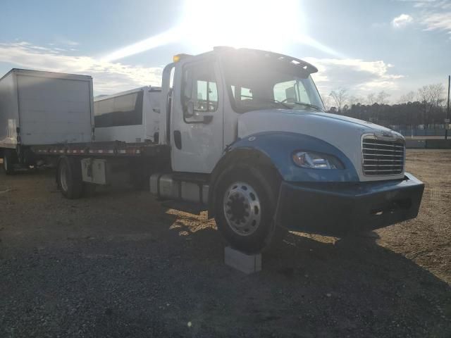 2007 Freightliner Business Class M2 106 Rollback Truck