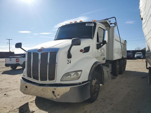 2016 Peterbilt 579