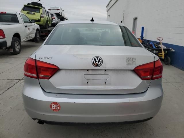 2013 Volkswagen Passat S