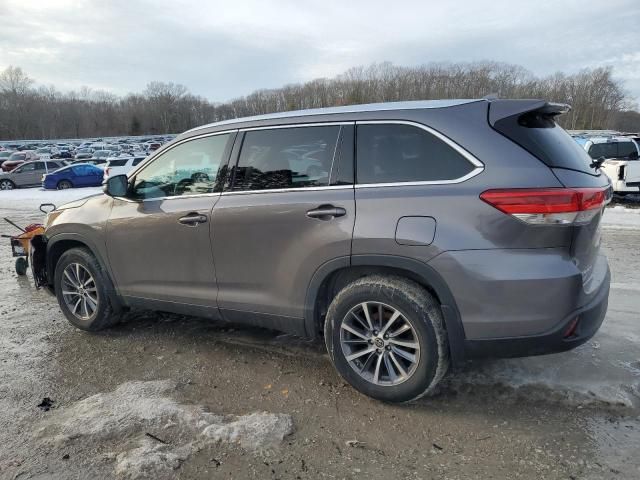 2019 Toyota Highlander SE