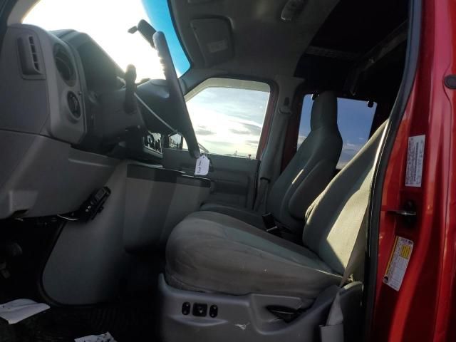 2013 Ford Econoline E250 Van