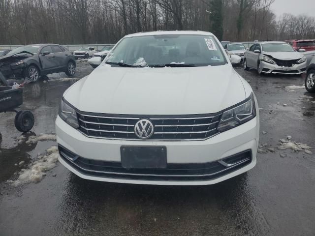 2017 Volkswagen Passat SE