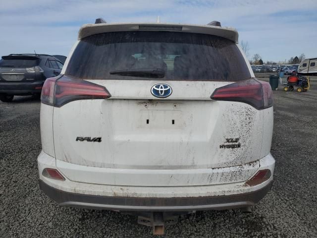 2018 Toyota Rav4 HV LE