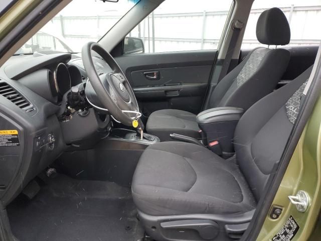 2011 KIA Soul +