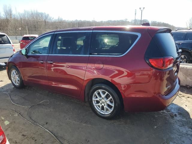 2017 Chrysler Pacifica Touring L