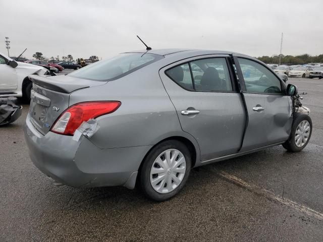 2013 Nissan Versa S