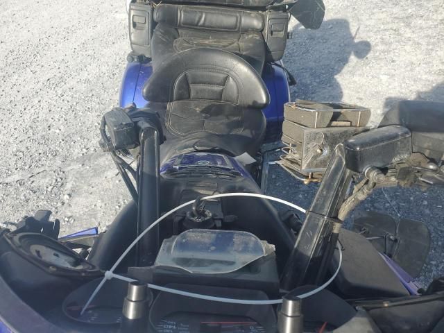 2005 Honda GL1800