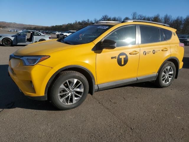 2018 Toyota Rav4 HV LE