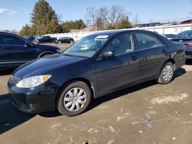 2005 Toyota Camry LE