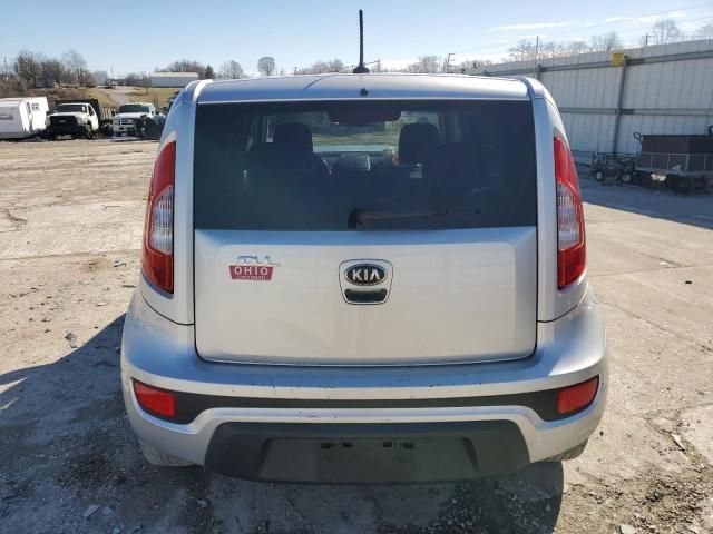 2013 KIA Soul +