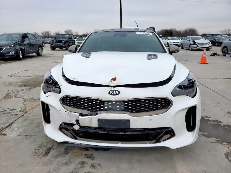 2021 KIA Stinger GT1