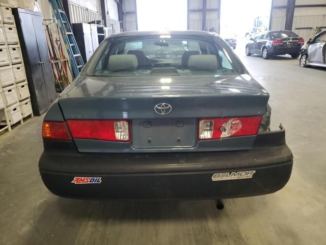 2000 Toyota Camry CE