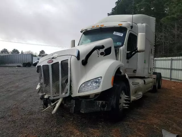 2016 Peterbilt 579