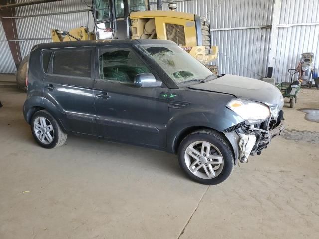 2011 KIA Soul +