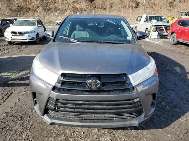 2019 Toyota Highlander LE