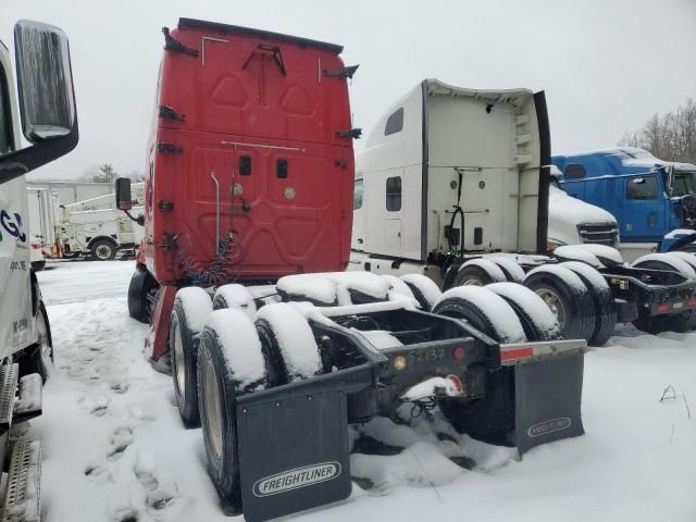 2015 Freightliner Cascadia 125