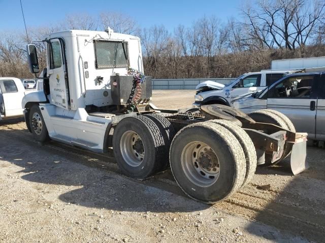 2007 Freightliner Century Class Semi Truck