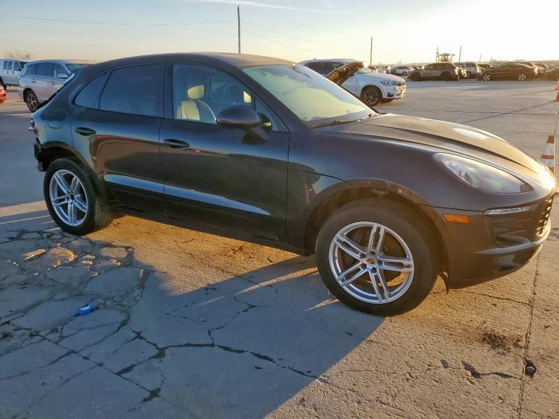 2018 Porsche Macan