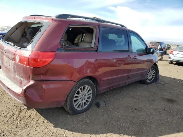 2007 Toyota Sienna XLE