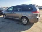 2014 Toyota Sienna XLE