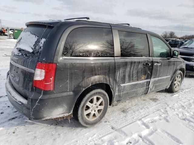 2012 Chrysler Town & Country Touring