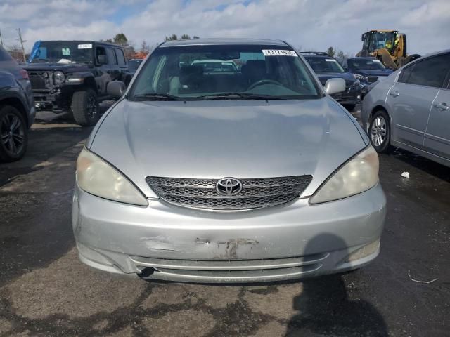 2004 Toyota Camry LE