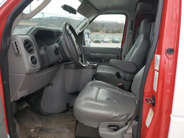 2014 Ford Econoline E350 Super Duty Van