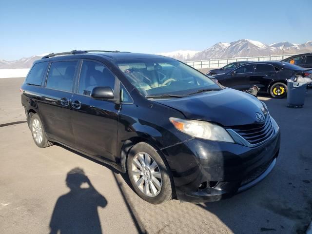 2012 Toyota Sienna LE