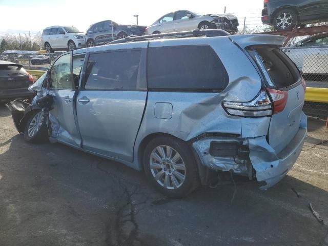 2017 Toyota Sienna XLE