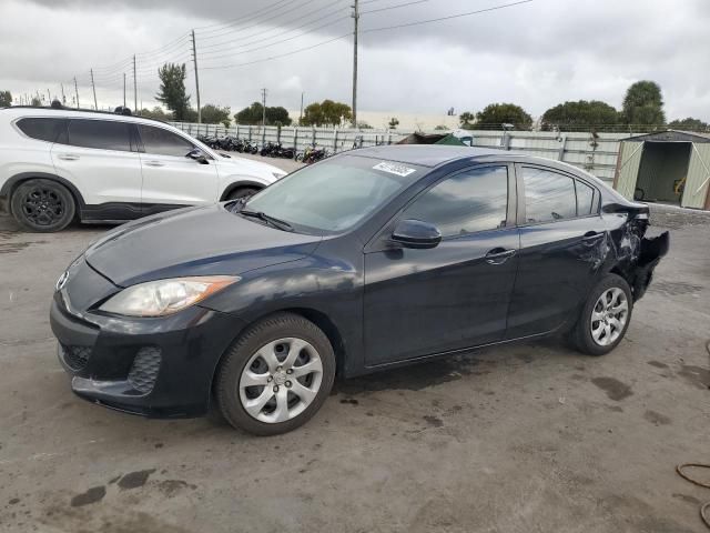 2013 Mazda 3 I