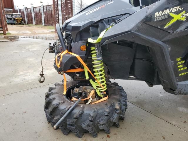 2015 Can-Am Maverick Max 1000R Turbo X DS