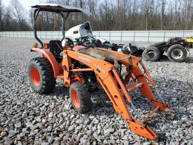 2015 Kubota L35 Mfwd Tractor