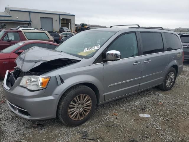 2016 Chrysler Town & Country Touring L