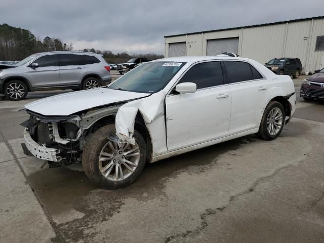 2018 Chrysler 300 Touring