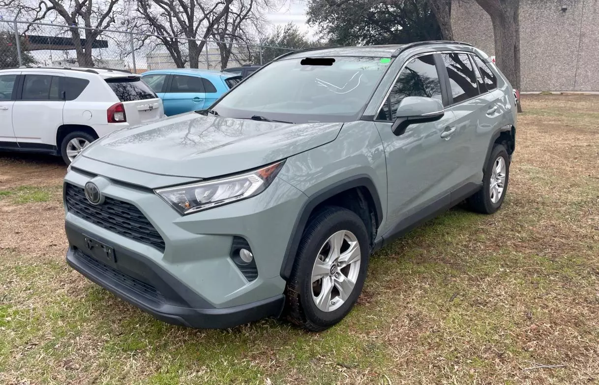 2019 Toyota Rav4 XLE