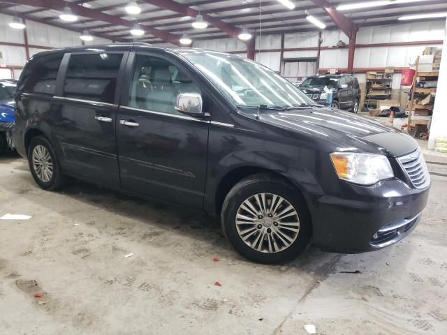 2015 Chrysler Town & Country Touring L