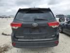 2017 Toyota Highlander SE