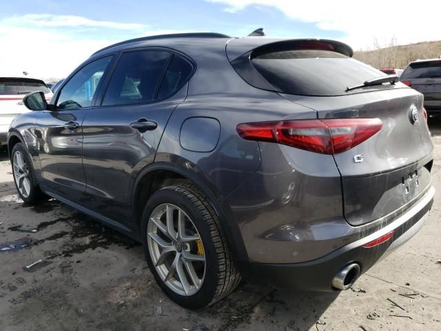 2018 Alfa Romeo Stelvio Sport