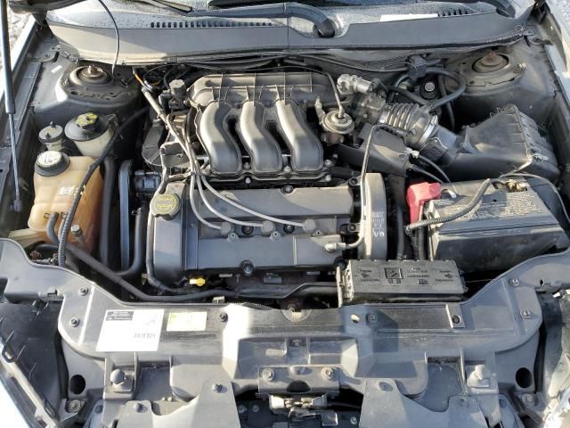 2002 Ford Taurus SE