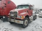 2005 Mack 700 CV700