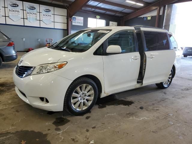 2014 Toyota Sienna LE