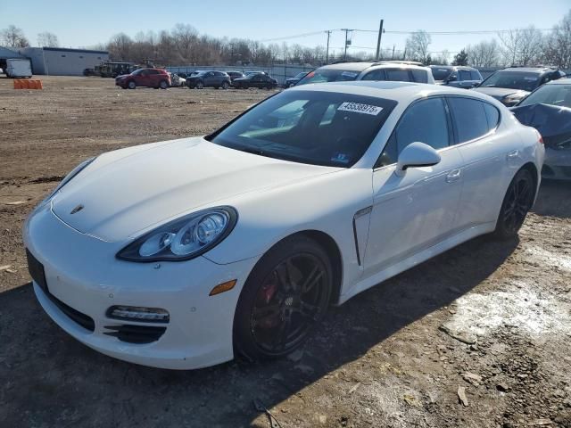 2011 Porsche Panamera 2