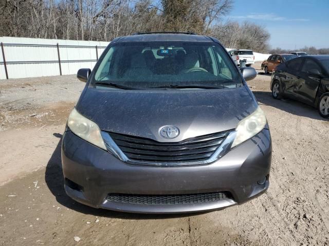 2012 Toyota Sienna LE