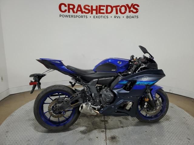 2024 Yamaha YZFR7