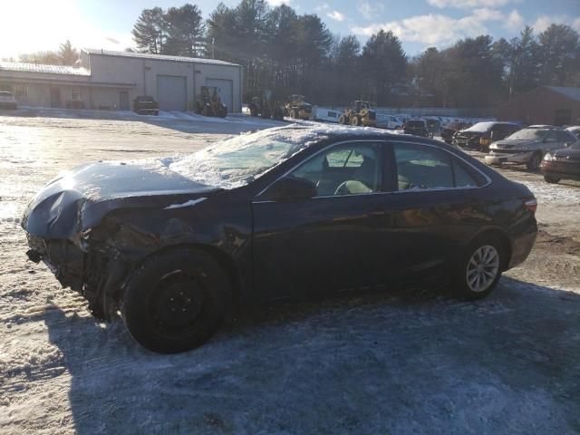 2017 Toyota Camry LE