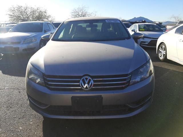 2013 Volkswagen Passat SE