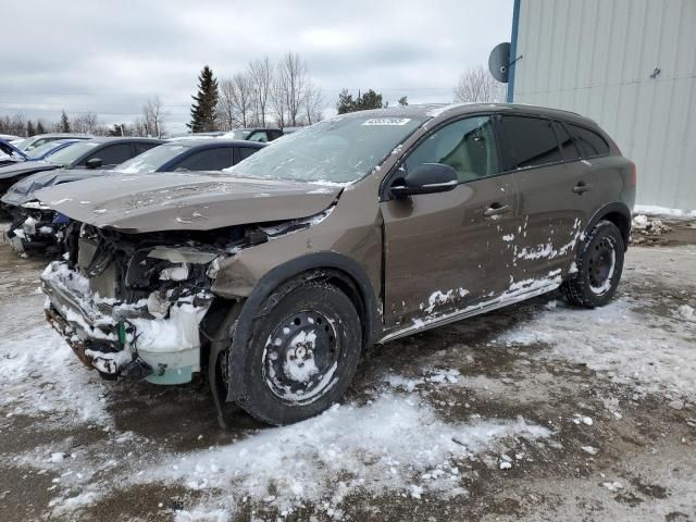 2015 Volvo V60 Cross Country Premier