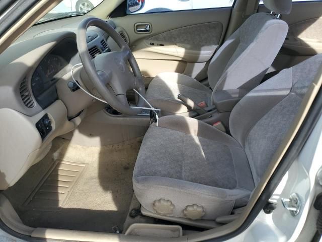 2000 Nissan Sentra Base